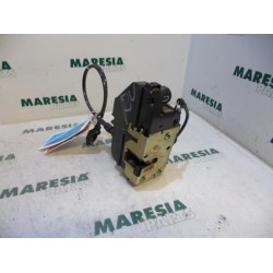 Renault - Megane Scenic - Front door lock mechanism 4-door, right