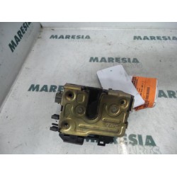 Renault - Megane Scenic - Front door lock mechanism 4-door, right