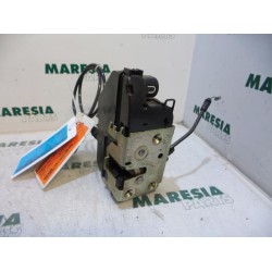 Renault - Megane Scenic - Front door lock mechanism 4-door, right