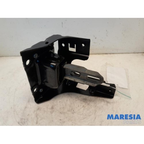 Citroen - C4 Cactus - Gearbox mount