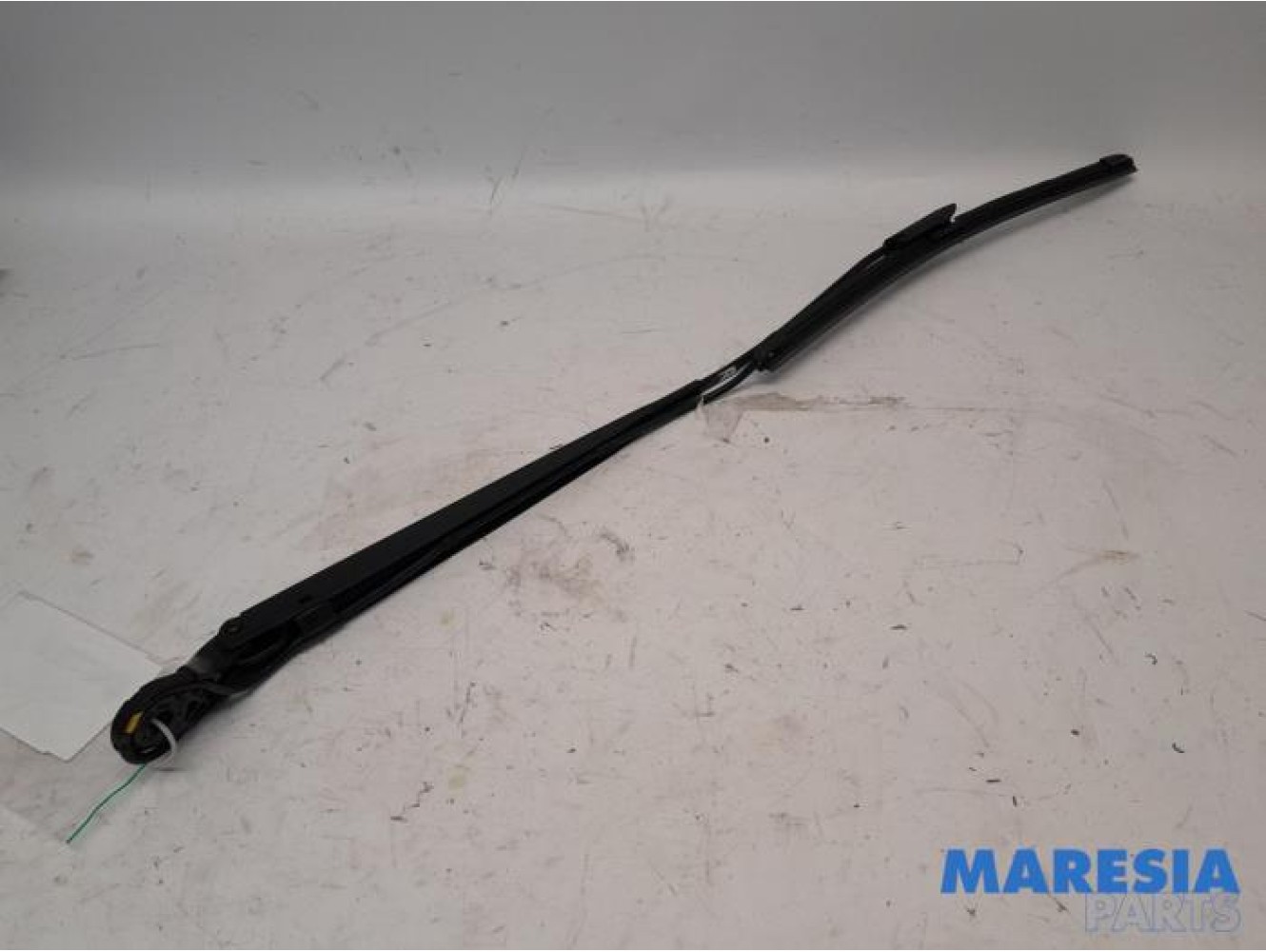 Citroen - C4 Cactus - Front wiper arm