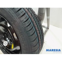 Citroen - C4 Cactus - Krikset + reservewiel