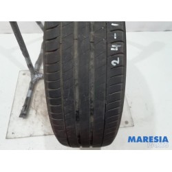 Renault - Captur - Pneu