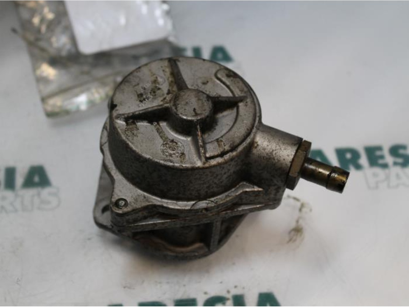 Peugeot - 205 - Vacuum pump (diesel)
