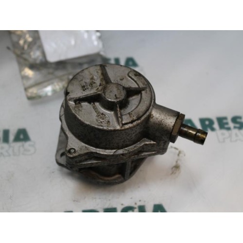 Peugeot - 205 - Vacuum pump (diesel)