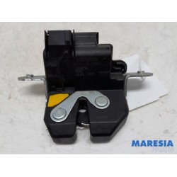 Fiat - Panda - Tailgate lock mechanism