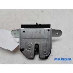 Fiat - Panda - Tailgate lock mechanism