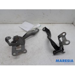 Citroen - C1 - Bonnet Hinge
