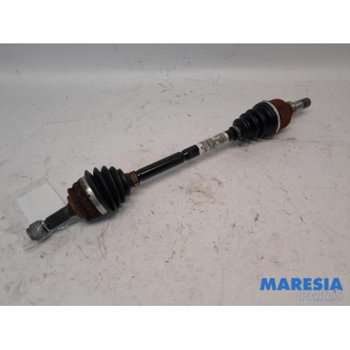 Peugeot - 208 - Front drive shaft, left
