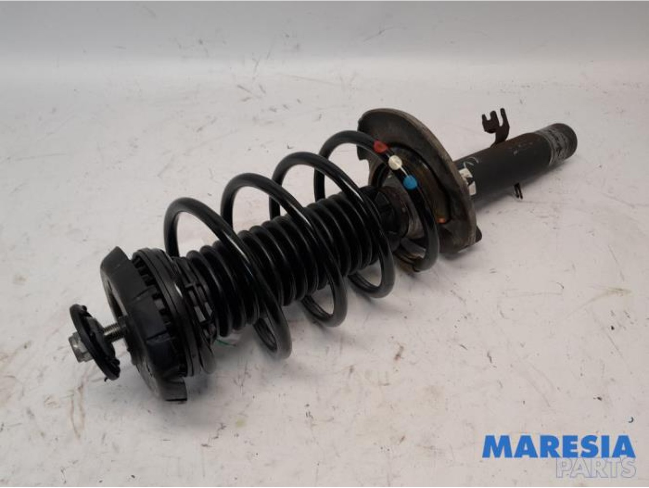 Peugeot - 208 - Front shock absorber rod, left