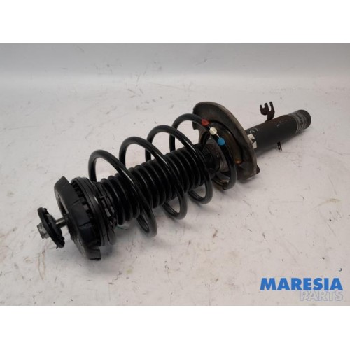 Peugeot - 208 - Front shock absorber rod, left