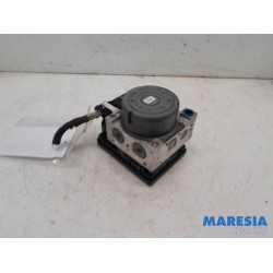 Peugeot - 208 - ABS pump