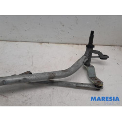 Peugeot - 208 - Wiper mechanism