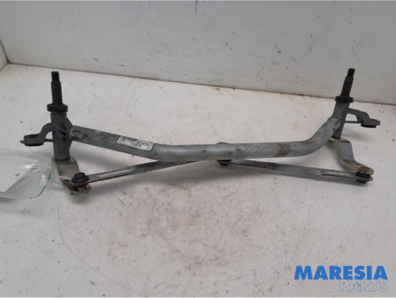 Peugeot - 208 - Wiper mechanism