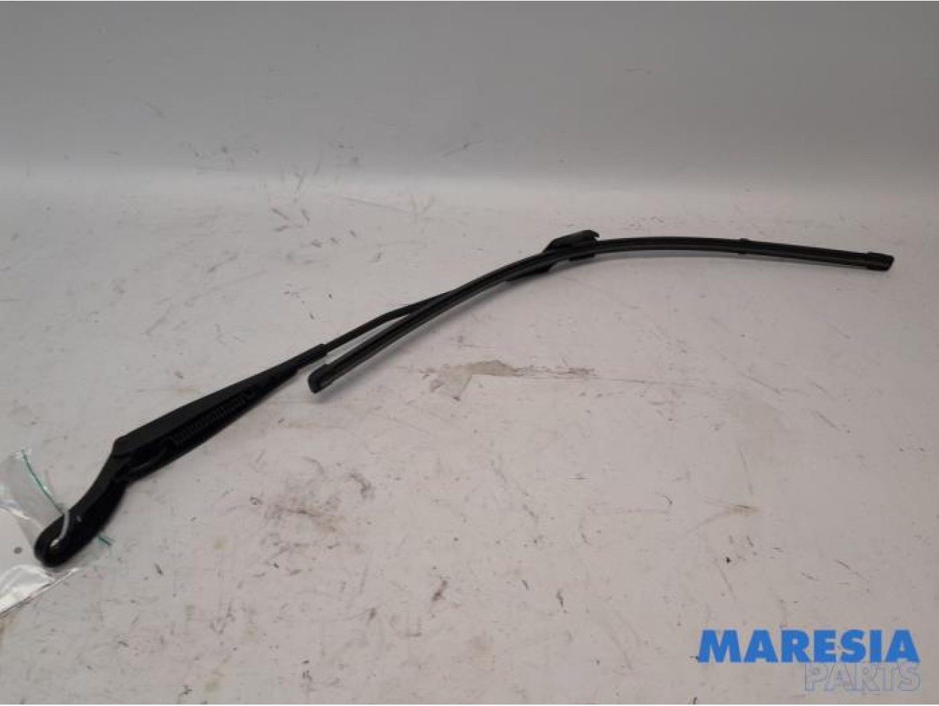 Peugeot - 208 - Front wiper arm
