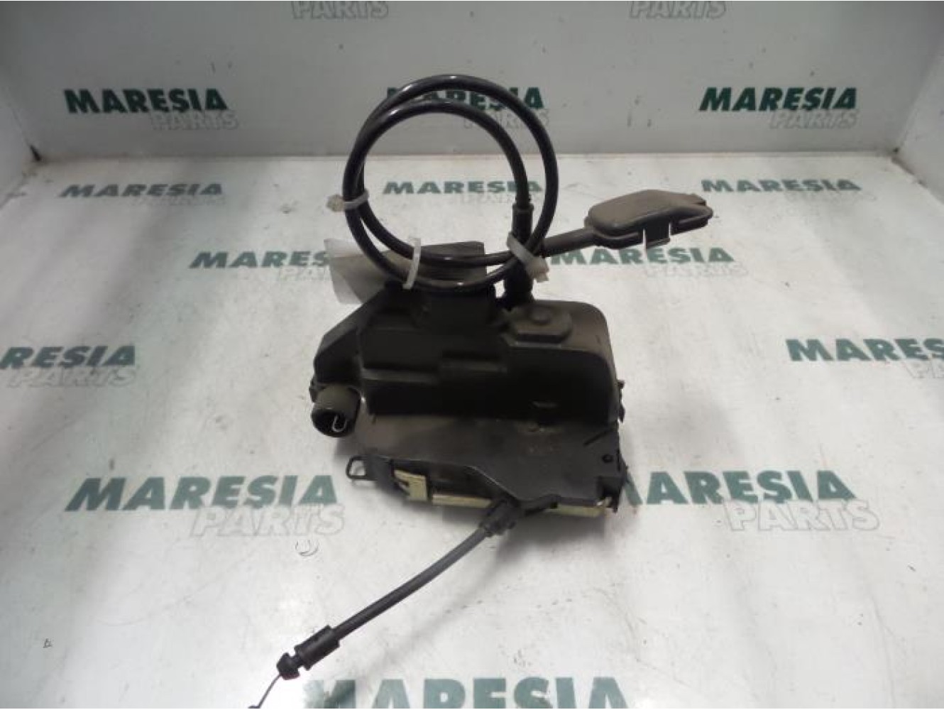 Renault - Megane - Front door lock mechanism 4-door, right