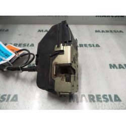 Renault - Megane - Front door lock mechanism 4-door, right