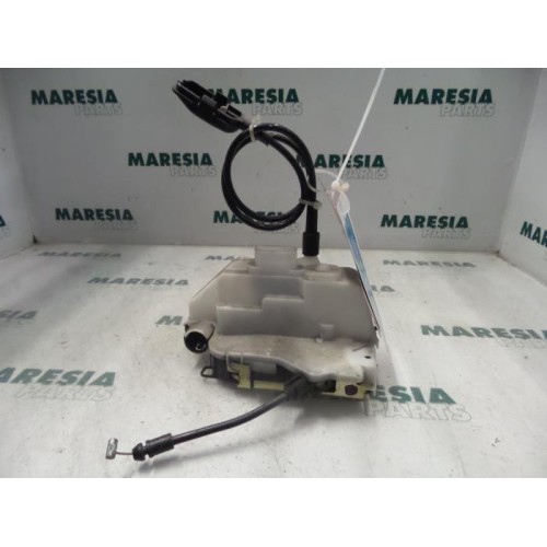 Renault - Megane - Front door lock mechanism 4-door, right