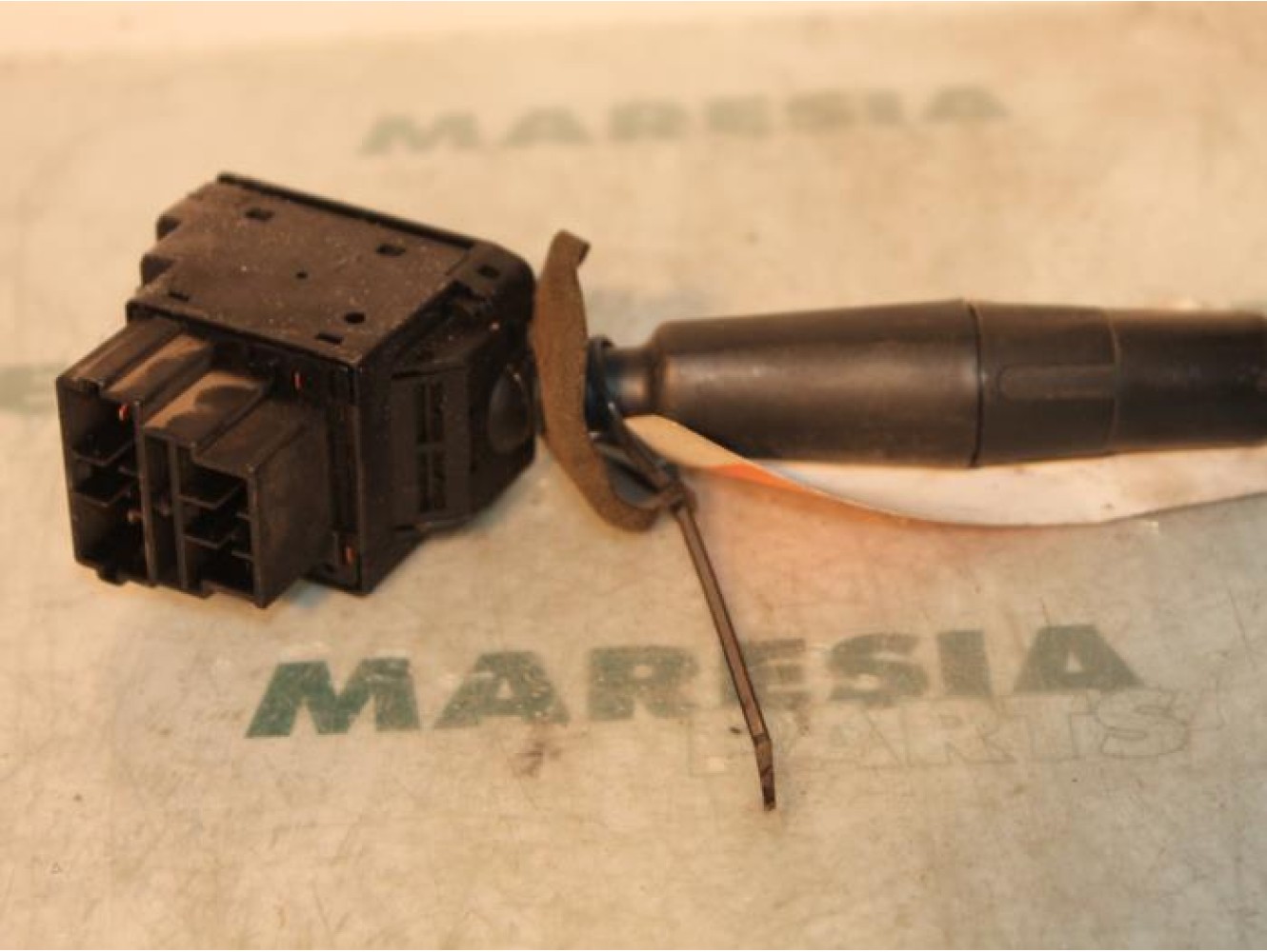 Peugeot - 306 - Indicator switch