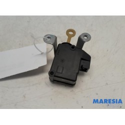 Citroen - C1 - Tailgate motor