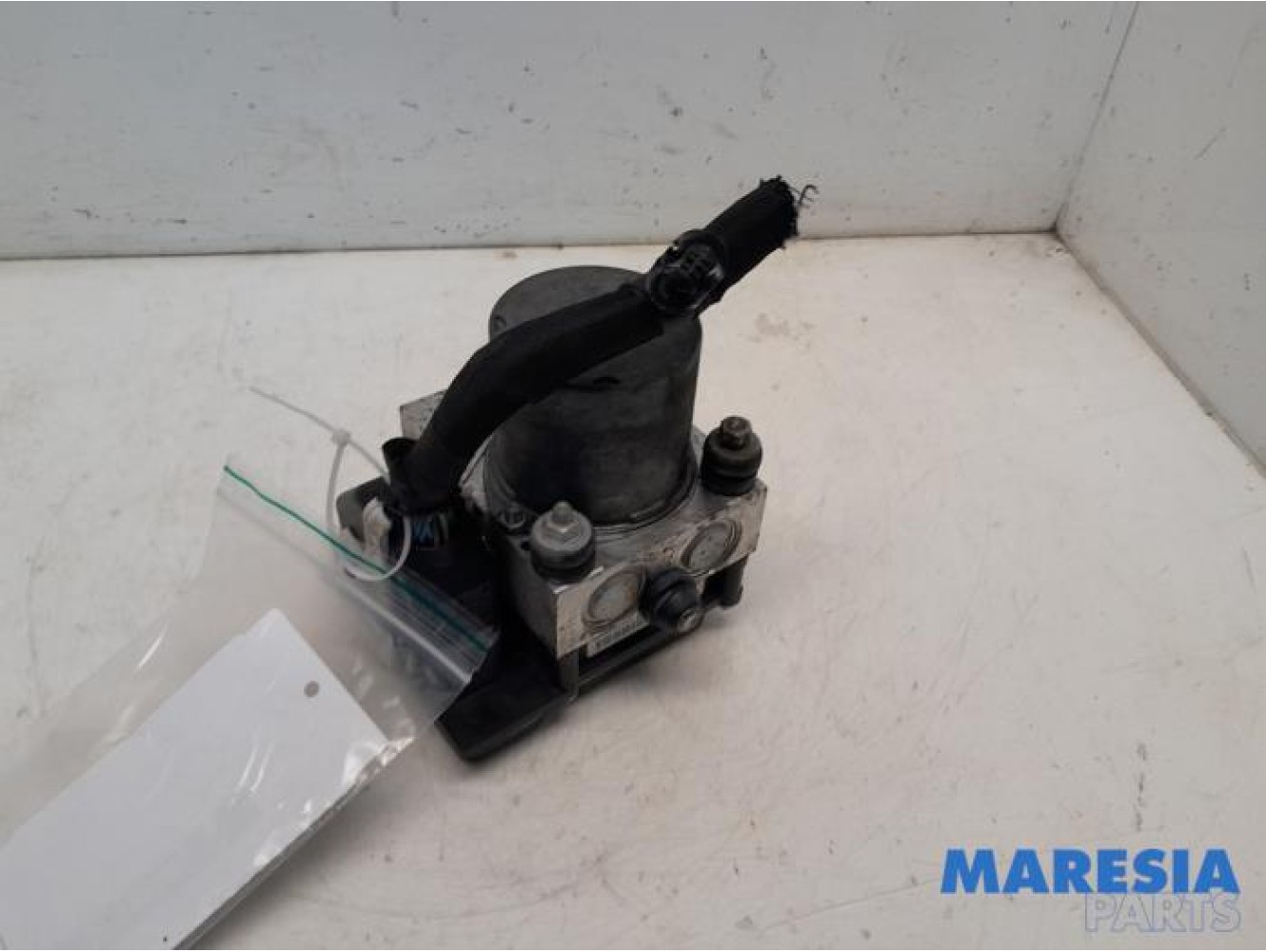 Citroen - C5 - ABS pump