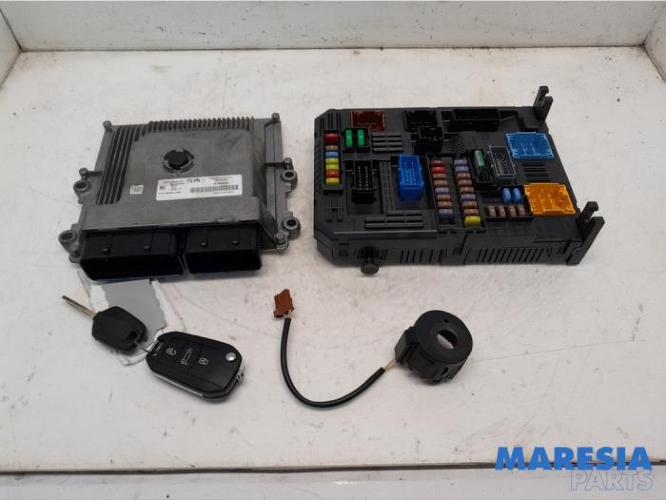Citroen - C4 Cactus - Engine management computer
