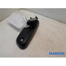Citroen - C4 Cactus - Rear view mirror