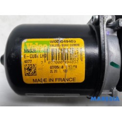 Citroen - C4 Cactus - Front wiper motor
