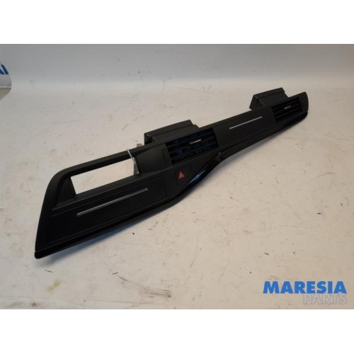 Citroen - C5 - Elément tableau de bord