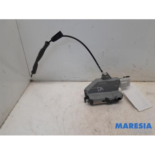 Citroen - C5 - Rear door mechanism 4-door, right