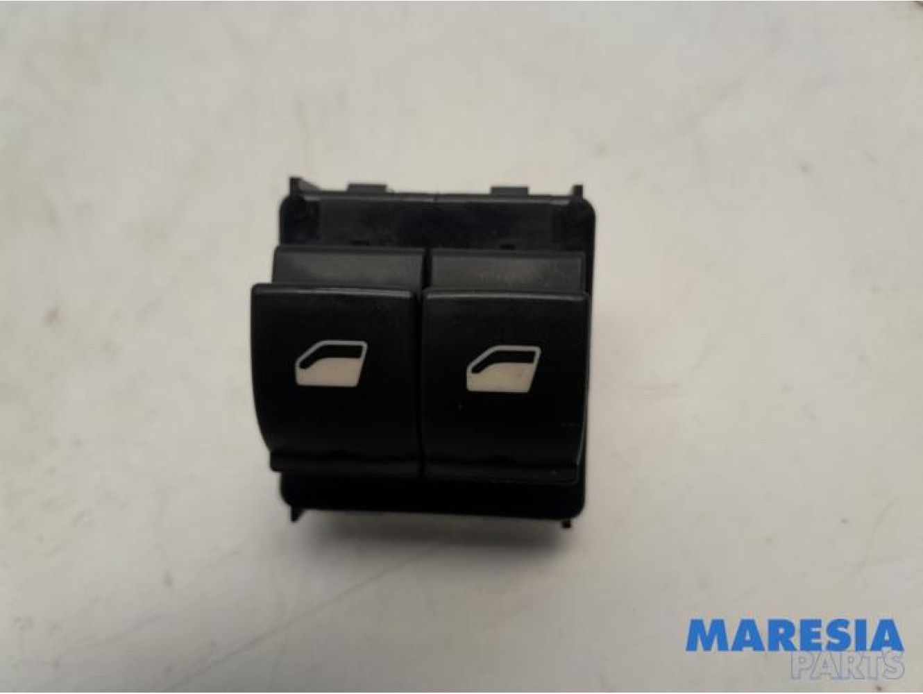 Citroen - C4 Cactus - Electric window switch