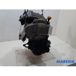Renault - Clio - Engine