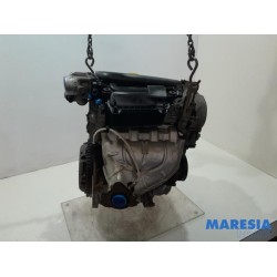 Renault - Clio - Engine
