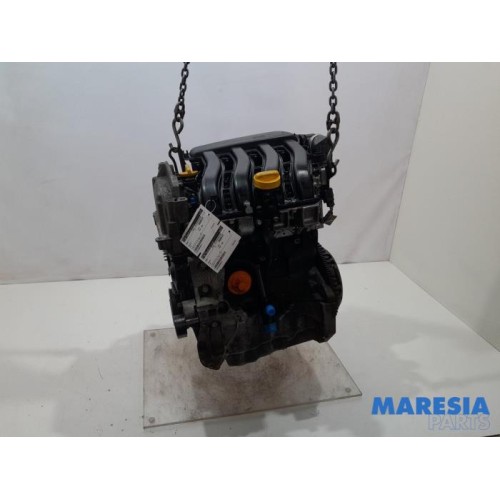 Renault - Clio - Engine
