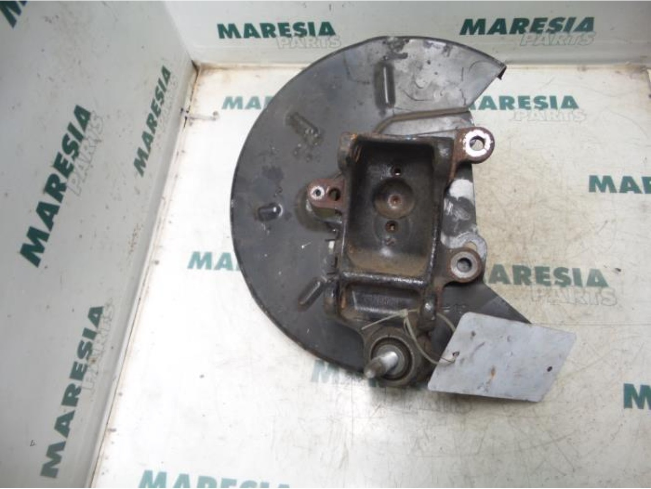 Alfa Romeo - GT Junior - Fusee links-achter