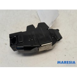 Citroen - C5 - Tailgate lock mechanism