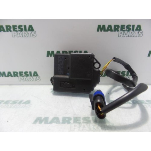 Renault - Megane - Heater valve motor