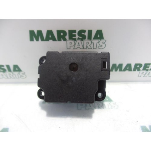 Renault - Megane - Heater valve motor