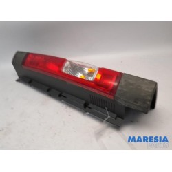 Renault - Trafic - Taillight, right