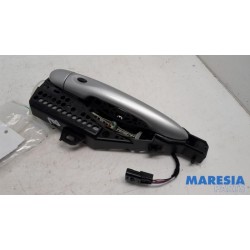 Renault - Captur - Front door handle 4-door, right