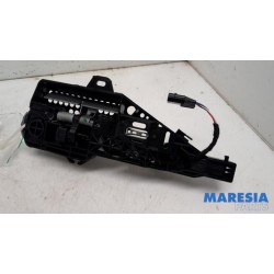 Renault - Captur - Front door handle 4-door, right
