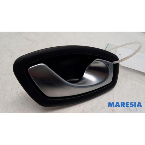 Renault - Captur - Rear door handle 4-door, right