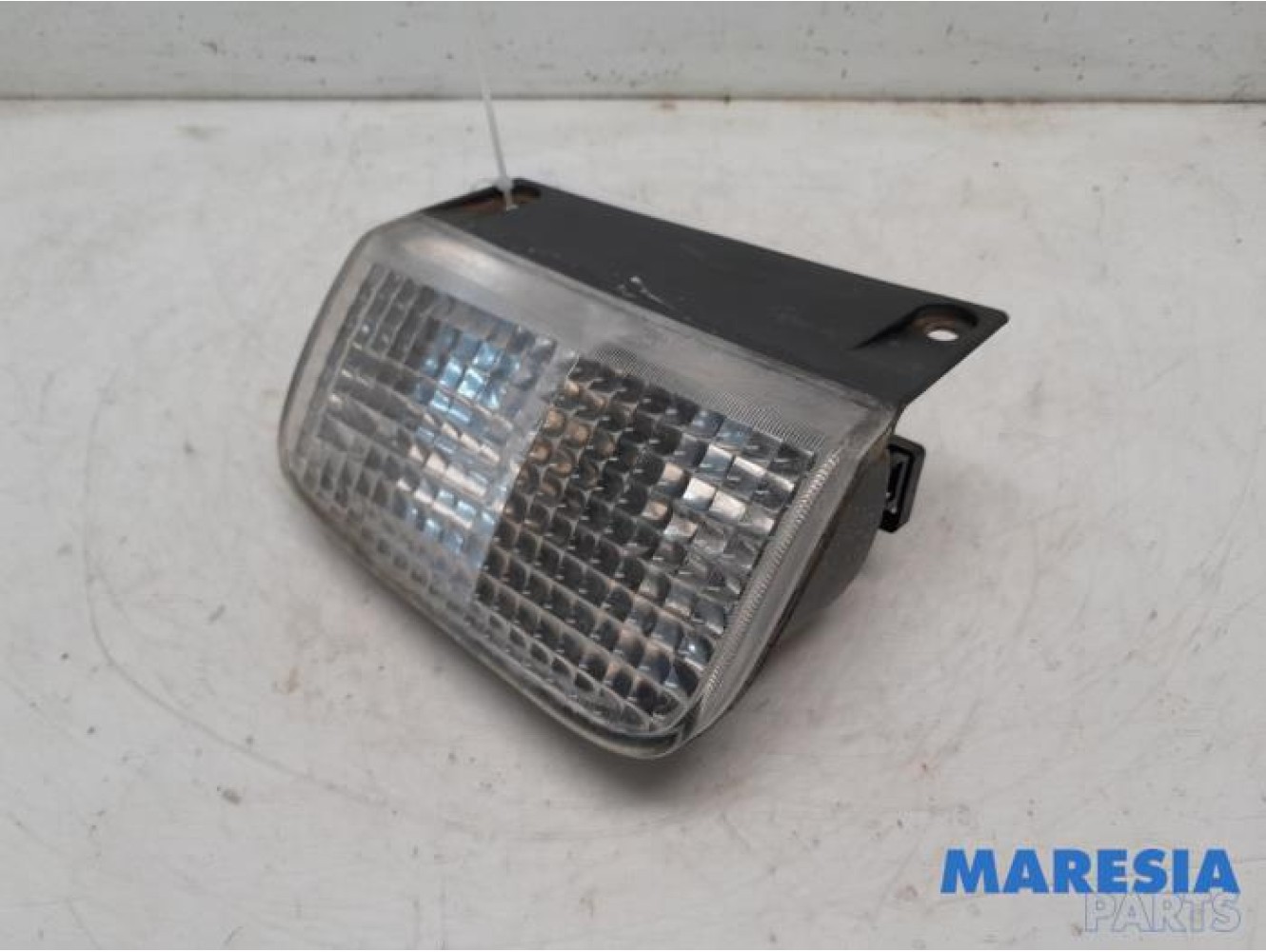 Renault - Trafic - Rear fog light