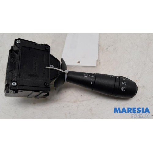 Renault - Captur - Wiper switch