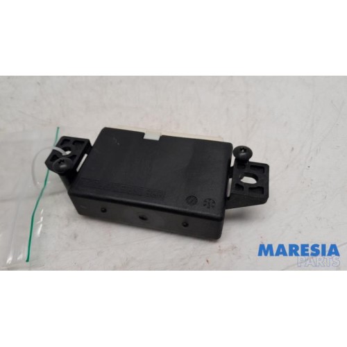 Renault - Captur - Module PDC