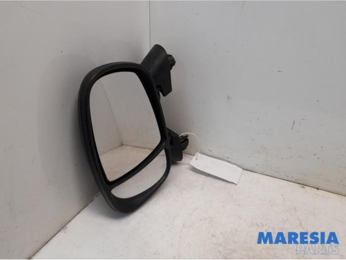 Renault - Trafic - Buitenspiegel links
