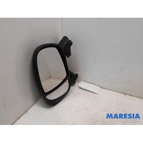 Renault - Trafic - Wing mirror, left