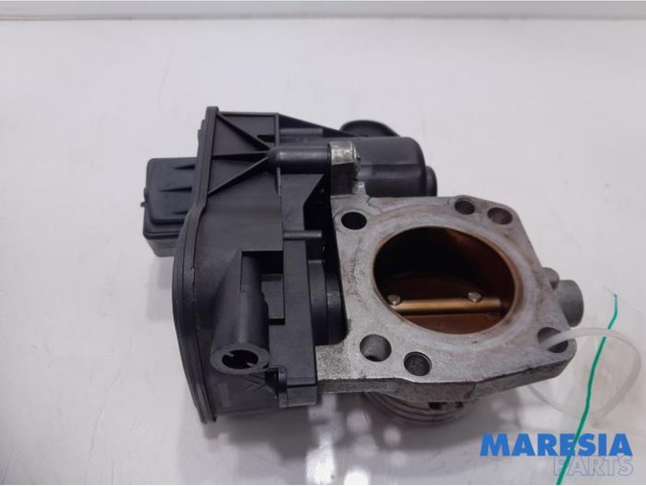 Citroen - C4 Cactus - Throttle body