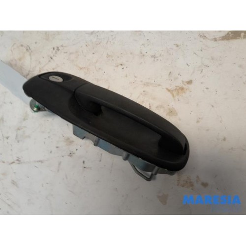 Renault - Trafic - Door handle 2-door, left