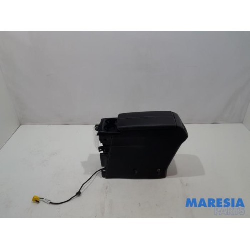 Citroen - C5 Aircross - Middle console